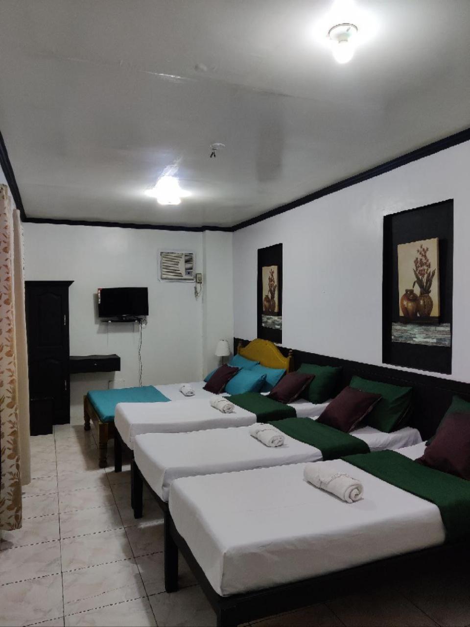 Center Parkway Pension House Kalibo Ngoại thất bức ảnh