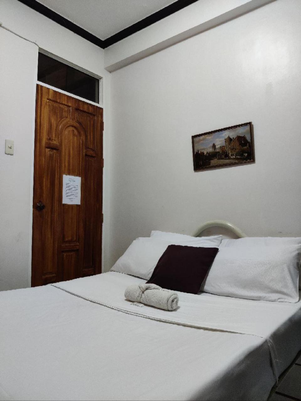 Center Parkway Pension House Kalibo Ngoại thất bức ảnh