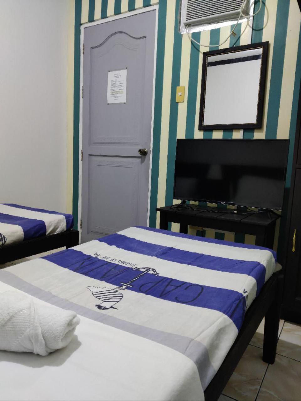 Center Parkway Pension House Kalibo Ngoại thất bức ảnh