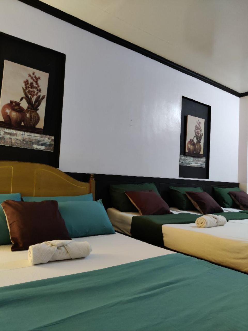Center Parkway Pension House Kalibo Ngoại thất bức ảnh