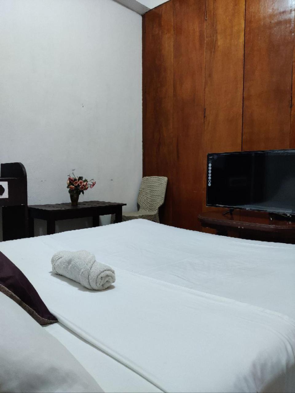 Center Parkway Pension House Kalibo Ngoại thất bức ảnh