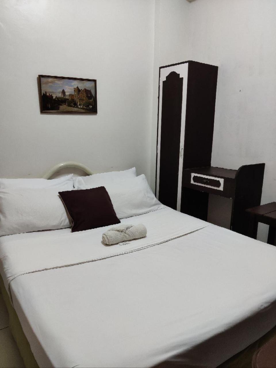 Center Parkway Pension House Kalibo Ngoại thất bức ảnh