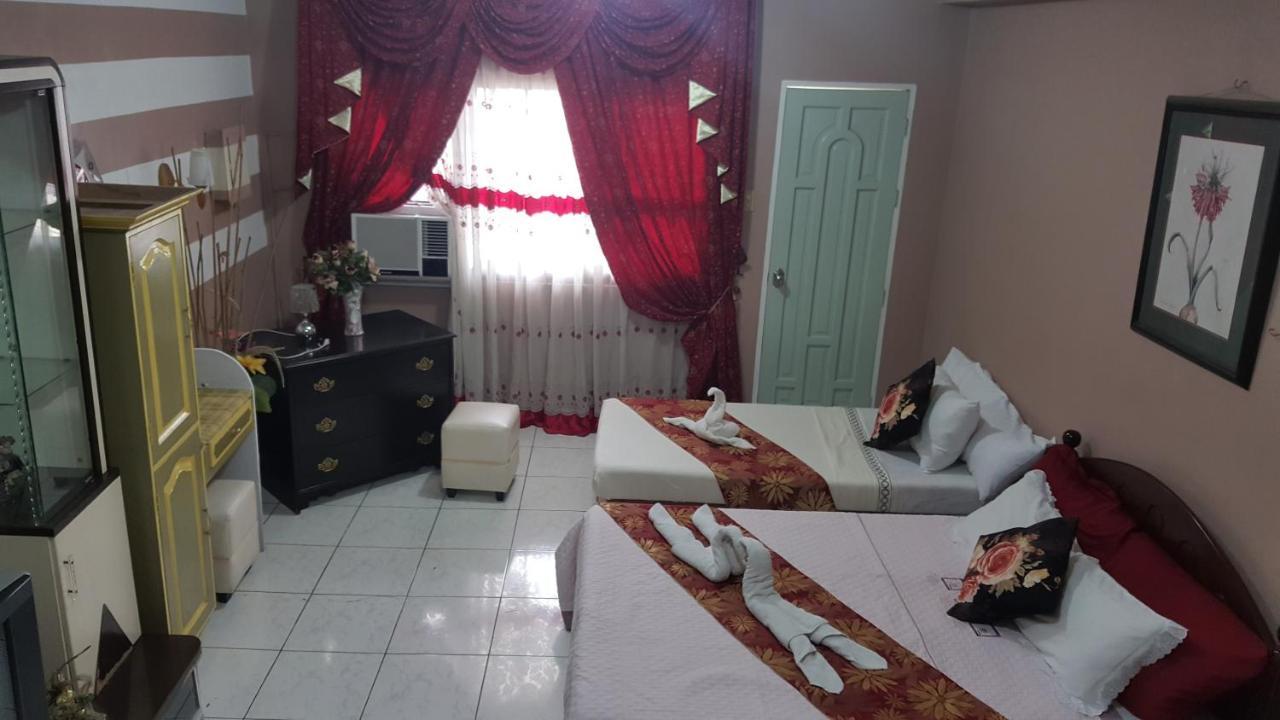 Center Parkway Pension House Kalibo Ngoại thất bức ảnh