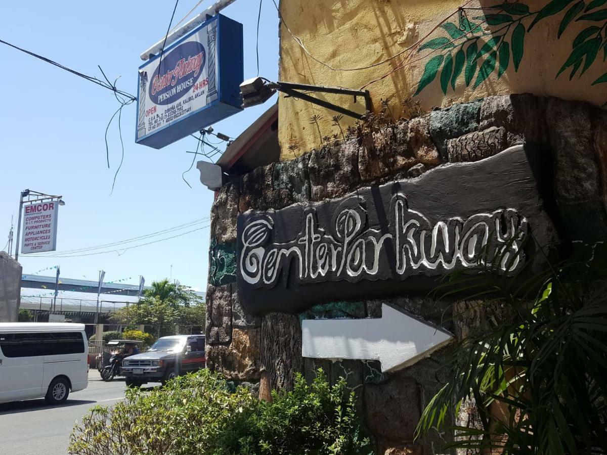 Center Parkway Pension House Kalibo Ngoại thất bức ảnh